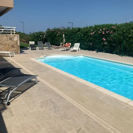 Avec Piscine à 50 M De La Appartamento