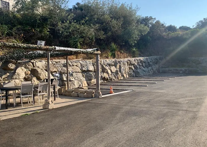 Lägenhet Avec Piscine A 50 M De La
